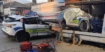 Manisa’da Feci Kaza! Trafik Polisi Aracı Tıra Çarptı! 1 Polis Şehit Oldu, 1 Ağır Yaralı