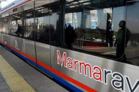 Marmaray’da Dehşet! Bir Yolcu Raylara Atladı