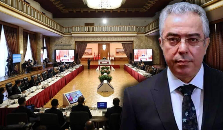 Mehmet Uçum, İmralı’yı İşaret Etti: Komisyona ‘Demokrasi Z Raporu’ Çağrısı