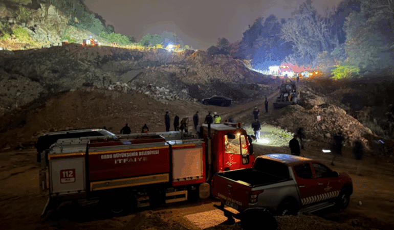 Ordu’da Taş Ocağı Şantiyesinde Göçük! 2 İşçiden Birinin…