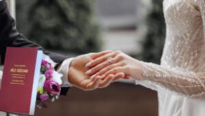 Soyadı Kararından Sonra Yeni Adım: AYM, Kadınların ‘Kütük’ Kaydını Görüşecek