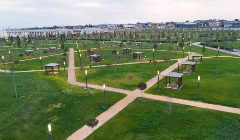 ‘Türkiye’nin En Büyük Şehir Parkı’ Olacak: Atatürk Havalimanı Millet Bahçesi Yarın Açılacak