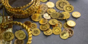 Yatırımcılar Dikkat! Piyasalar Hareketlendi, Altın Uçuşa Geçti