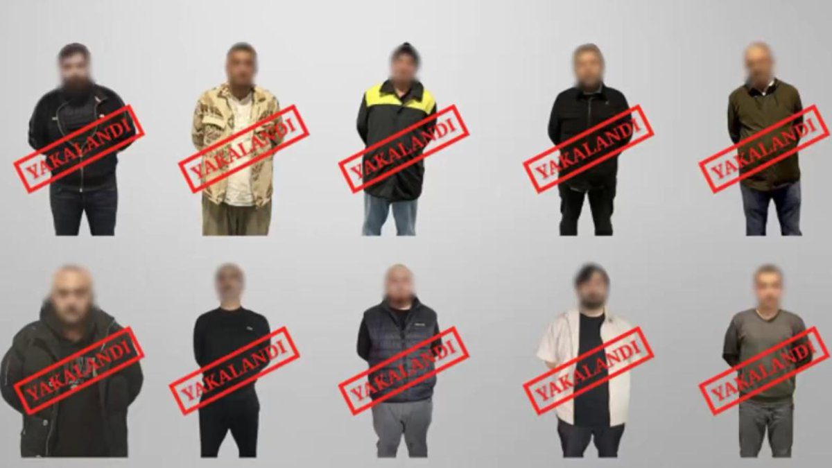 Kırmızı bültenle aranan 10 kişi Türkiye’ye getirildi