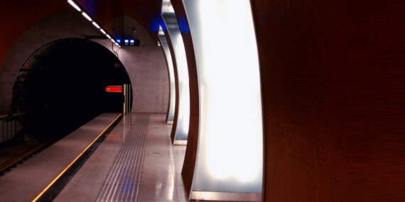 Metro tünelleri acil durumlarda 1,4 milyon kişiye sığınak olacak