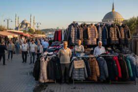 Kasım indirimleri ne zaman başlıyor? Hazır giyim sektörü son durum ne? Kışlıklar ne zaman satılır?