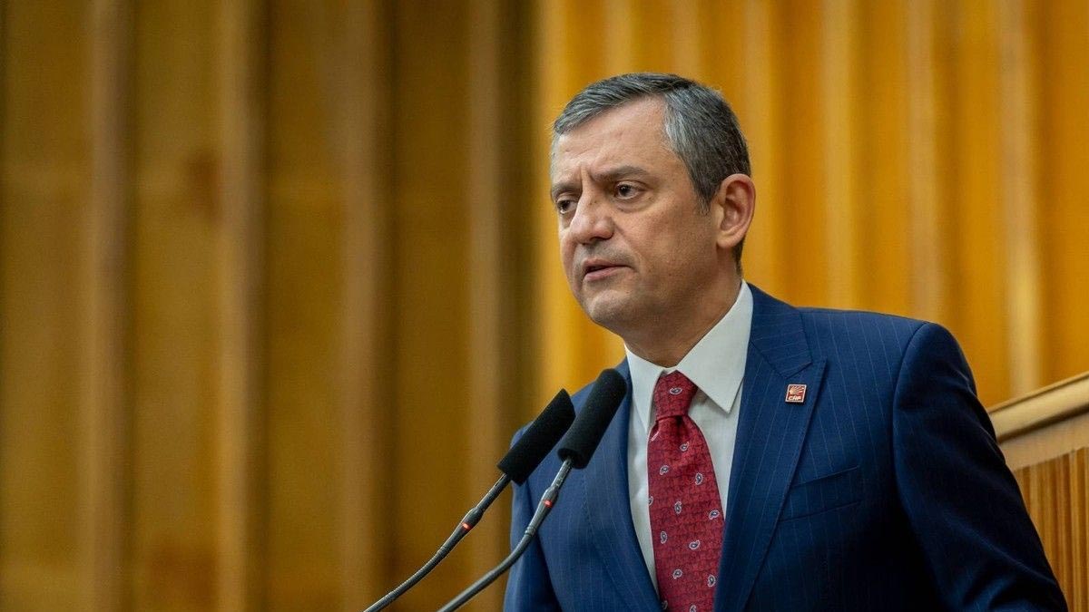 Özel’den İmamoğlu’nun hesabının kapatılmasına tepki