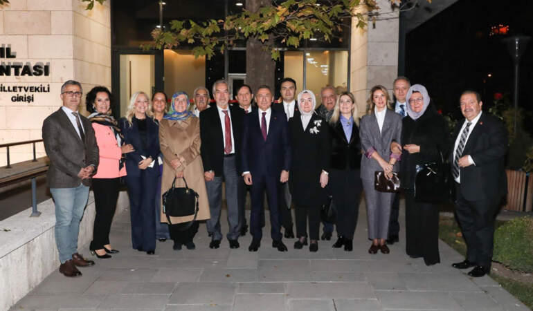 Fuat Oktay, Kültür ve Sanat Politikaları Kurulu ile bir araya geldi: Başkent’in kültür ve turizm stratejisi değerlendirildi