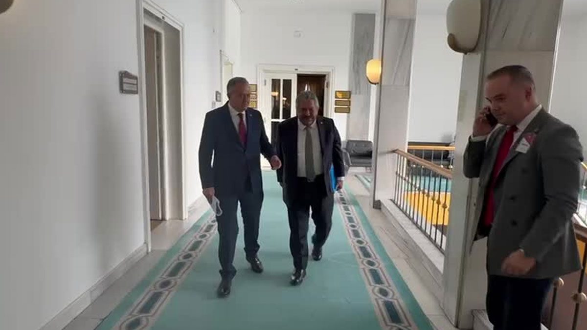 Komisyon toplantısı öncesi kritik zirve: AK Parti de İmralı’ya gidiyor