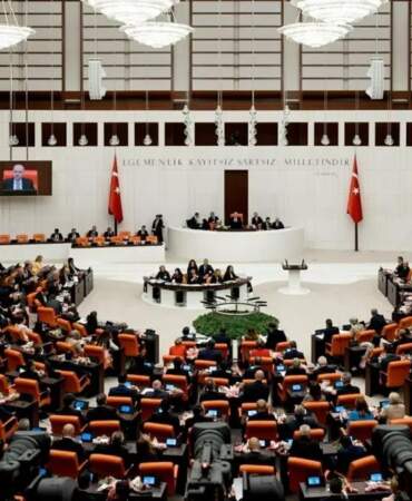 Gıda zehirlenmeleri araştırılsın önergesi AK Parti ve MHP oylarıyla reddedildi