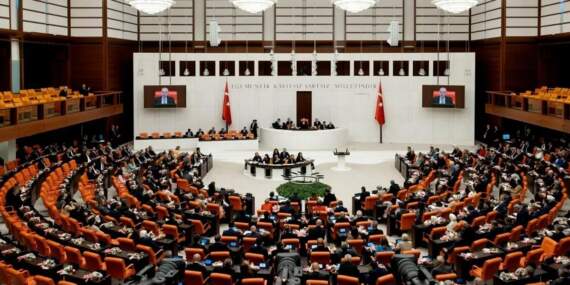 Gıda zehirlenmeleri araştırılsın önergesi AK Parti ve MHP oylarıyla reddedildi