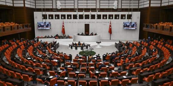 Turizm ve vakıfları düzenleyen kanun kabul edildi