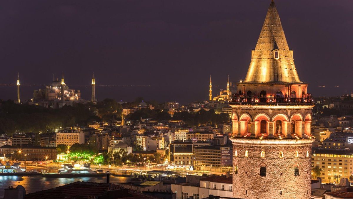 Türkiye’ye Ekim ayında 5,6 milyon yabancı ziyaretçi: En çok turist Almanya, Rusya ve İngiltere’den geldi