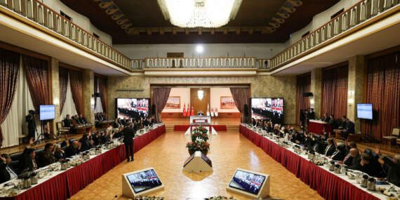 Komisyon’da İmralı oylaması başladı… CHP toplantıyı terk etti