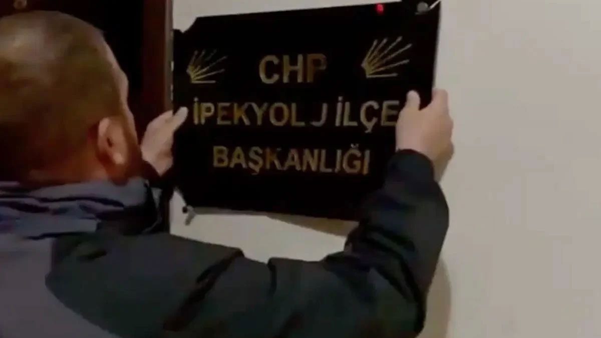 CHP ilçe binasına saldırı gerçekleşti