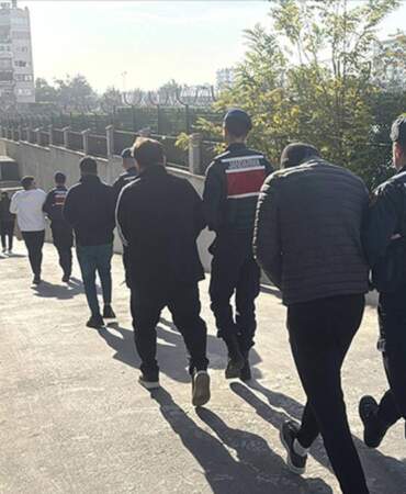 Mersin merkezli yasa dışı bahis operasyonu: 4’ü hakem 32 kişi tutuklandı