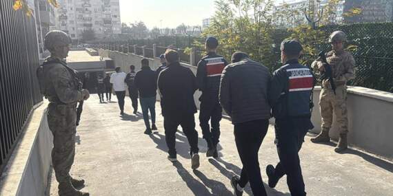Mersin merkezli yasa dışı bahis operasyonu: 4’ü hakem 32 kişi tutuklandı
