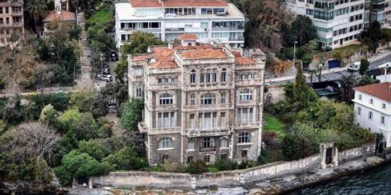 İstanbul Boğazı’nın en ihtişamlı yalısı satılıyor: Zeki Paşa Yalısı paha biçilemiyor