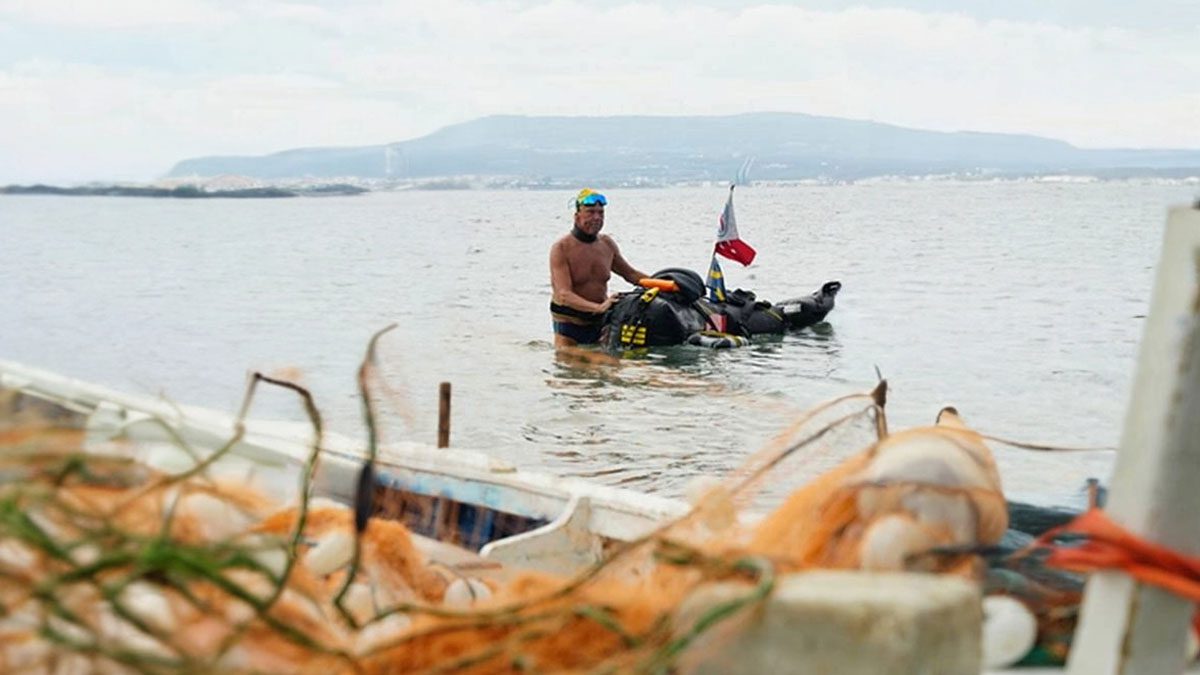 Türkiye ile İsveç arası yüzerek ne kadar mesafede? Jari Cennet Tammi neden ülkesine yüzerek gidiyor?