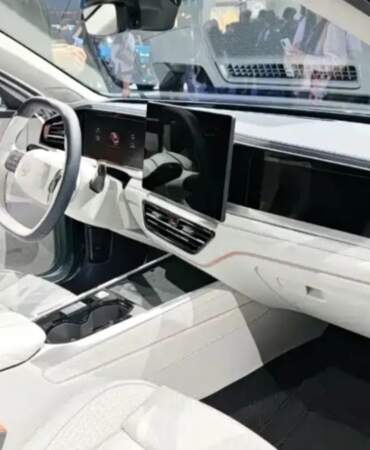 Volkswagen Passat elektrikliye dönüşüyor! Passat ePro ilk kez görücüye çıktı