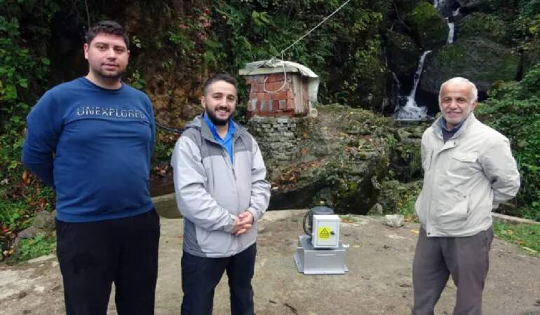Bu köyde faturasız elektrik dönemi başladı! Kendileri üretiyorlar, sadece suyun gücünden yararlanıyorlar