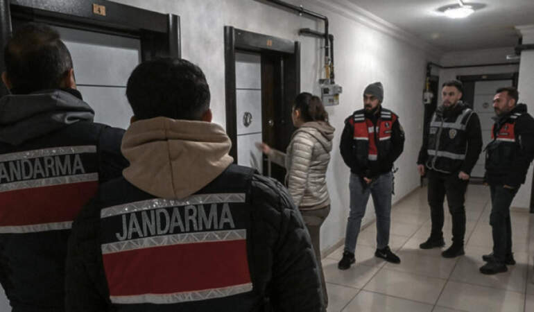 7 İlde 7 Ayrı Organize Suç Örgütüne Operasyon! 67 Gözaltı