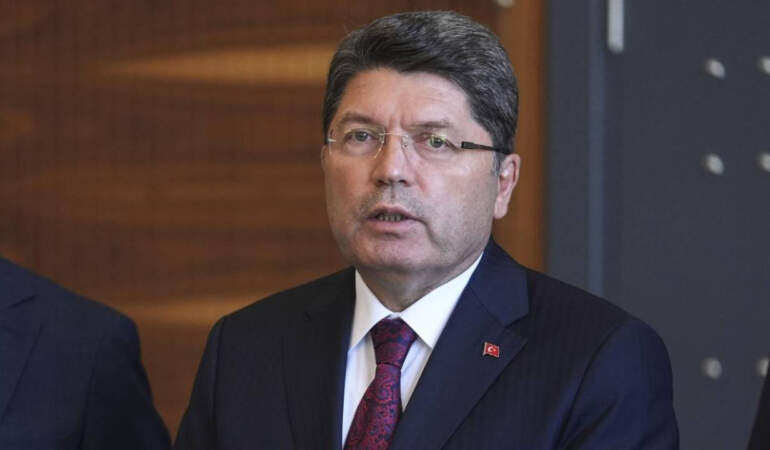 Adalet Bakanı Yılmaz Tunç’tan Futbolda Bahis ve Şike Operasyonu Açıklaması