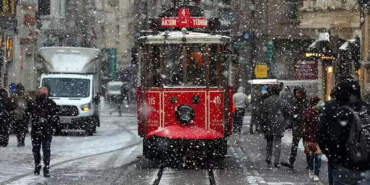 AKOM Tarih Verdi: İstanbul’a Kar Geliyor! Sıcaklıklar Birden Düşecek