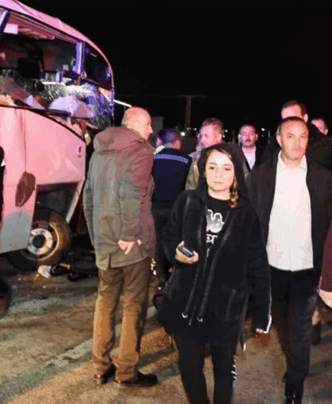Cezaevi Nakil Aracı Kaza Yaptı! 23 Yaralı…