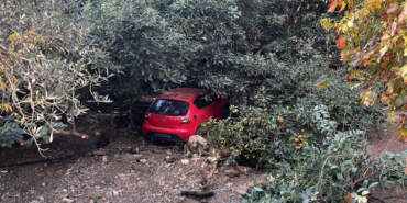 Antalya’da Korkutan Anlar: Boru Patladı, Sular Yükseldi, Araç Bahçeye Sürüklendi