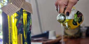 Antalya’da Üretiliyor! Bir Damlası İlaç Gibi, Kilosu Servet Değerinde