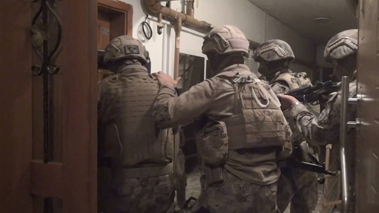 Bakan Yerlikaya Duyurdu: 9 Organize Suç Örgütü Çökertildi! Milyarlık Vurgun Ortaya Çıktı