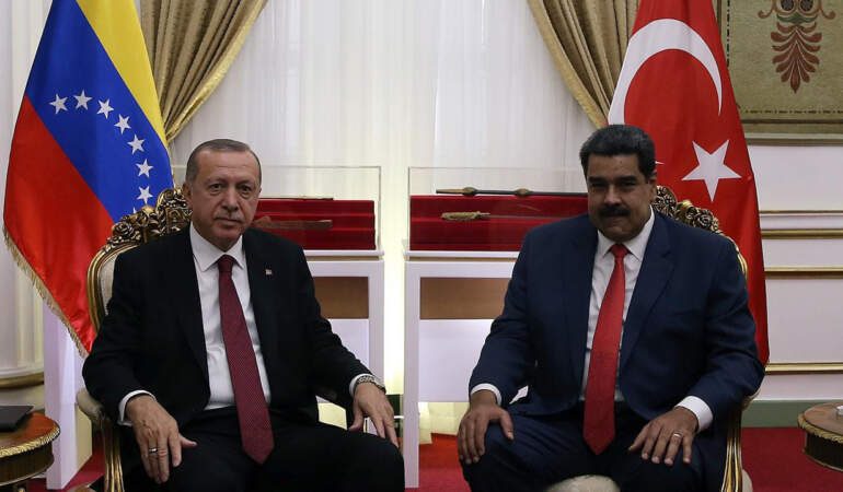 Cumhurbaşkanı Erdoğan Venezuela Lideri Maduro ile Görüştü