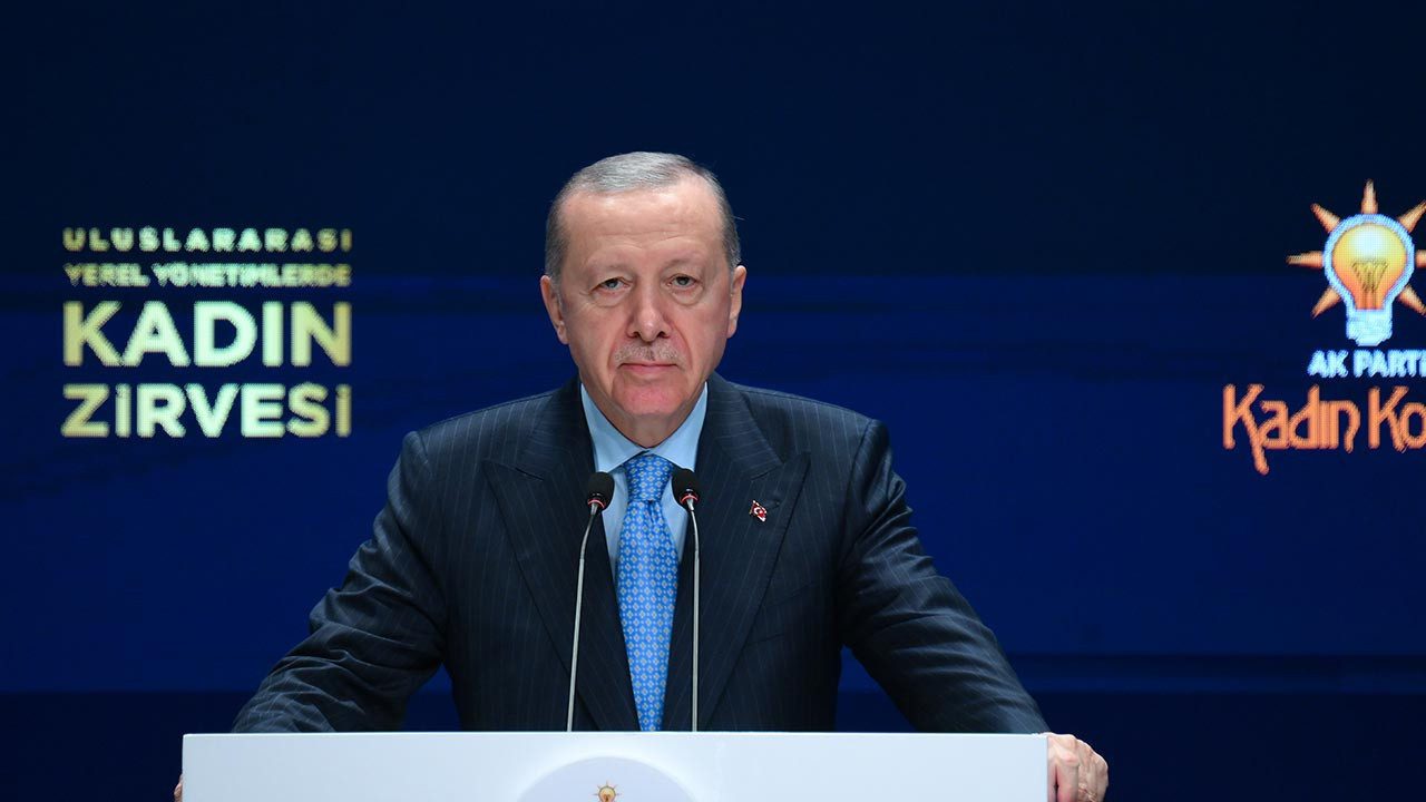 Cumhurbaşkanı Erdoğan’dan CHP’ye Sert Sözler: ‘Okullarda, Üniversitelerde Yürütülen Cadı Avını Nasıl Unutabiliriz’