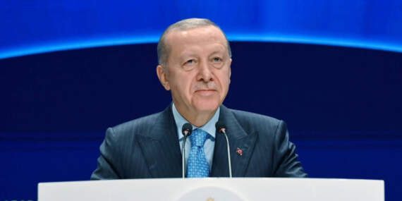 Cumhurbaşkanı Erdoğan’dan Özgür Özel’e Tepki: ‘Her Köşeye Sıkıştığında Saçmalıyor’