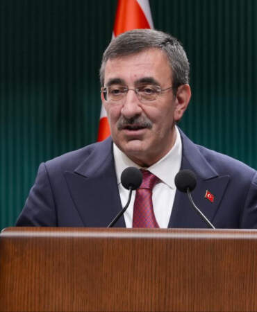 Cumhurbaşkanlığı Koltuğu Cevdet Yılmaz’a Emanet