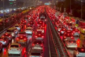 Derbi Öncesi İstanbul’da Trafik Kilitlendi!