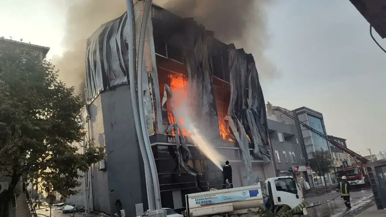 Dilovası’ndaki Yangın Faciasında Müfettiş Raporu Çıktı: İhmaller Silsilesi Kan Dondurdu