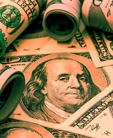 Döviz Ateşi Sönmüyor! Dolar ve Euro Yükselişte