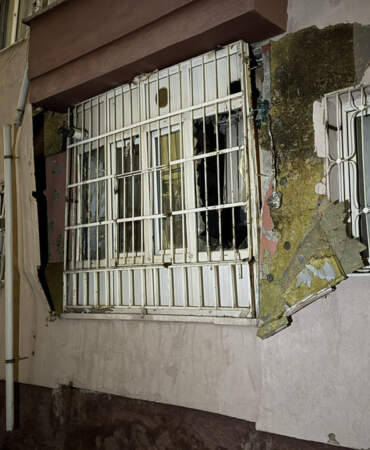 Evde Doğal Gaz Patlaması! 1 Kişi Yaralandı