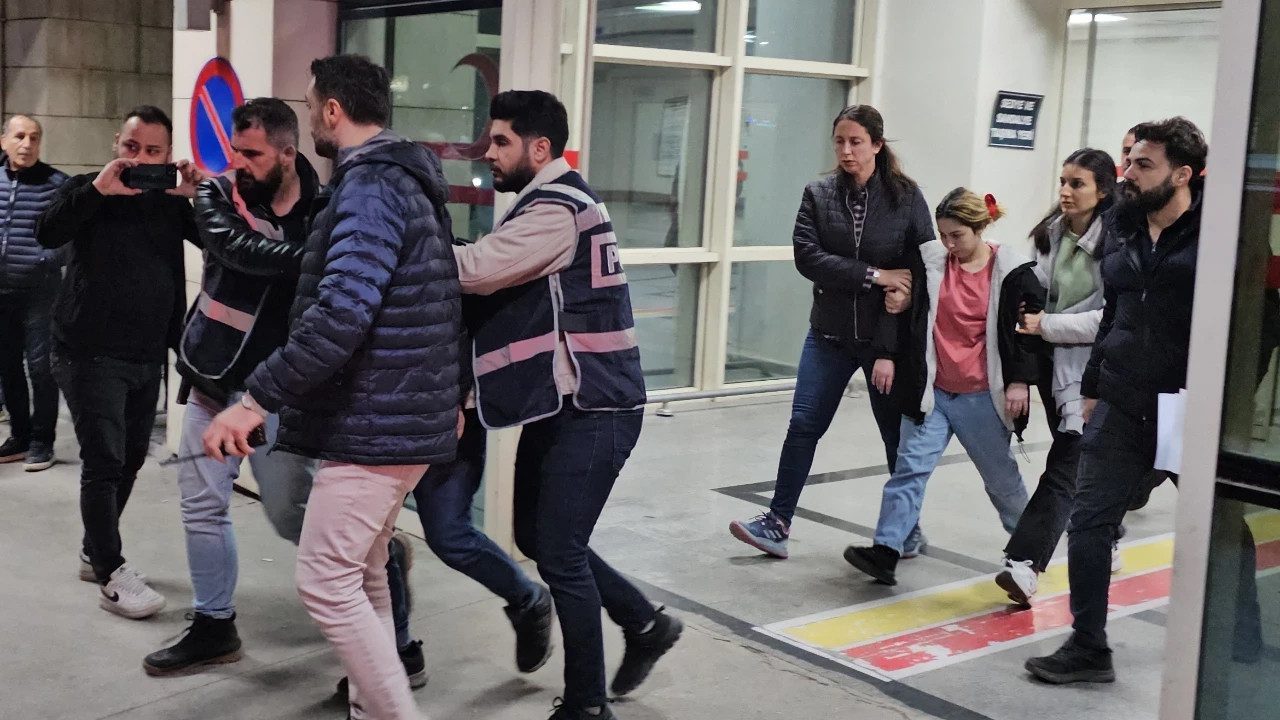 Genç Kadını Altınları İçin Katlettiler! Kuyumcu Görüntüleri Ortaya Çıktı