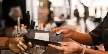 Masada Yeni Dönem Başlıyor! Servis Ücreti Yasaklandı: Garsonların Maaşı Düşecek mi?