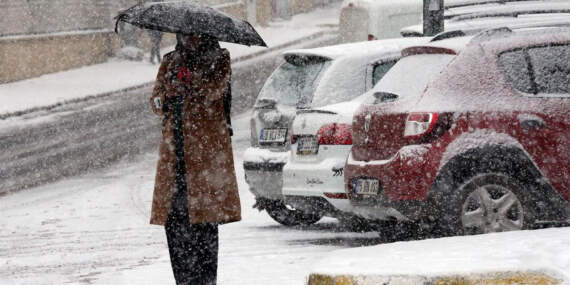 Meteoroloji Uzmanı İl İl Uyardı: Sağanak Yağış ve Kar Geliyor