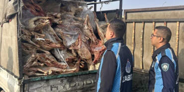 Mide Bulandıran Görüntü… Kasadan Kilolarca Bozuk Et Çıktı!