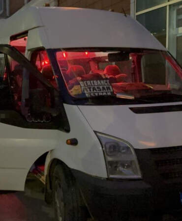 Minibüse Silahlı Saldırı! Sürücü Yaralandı