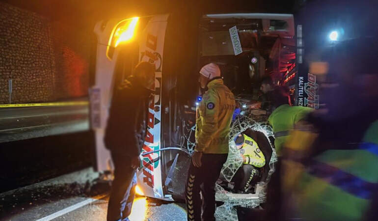 Osmaniye’de Feci Otobüs Kazası! Yaralılar Var