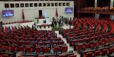 TBMM Genel Kurulu Toplantı Yeter Sayısı Bulunamayınca Kapandı