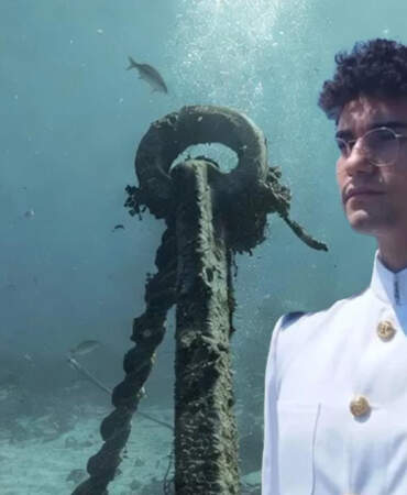 Türk Kaptan, İnternet Kablosu Yüzünden Abu Dabi’de Tutuklandı