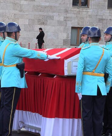 Vefat Eden Eski AK Partili Vekil Cemal Öztürk İçin TBMM’de Tören