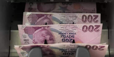 Yılbaşı Gelmeden Zam Geldi: Etiketler Uçtu Fiyatlar İki Katına Fırladı